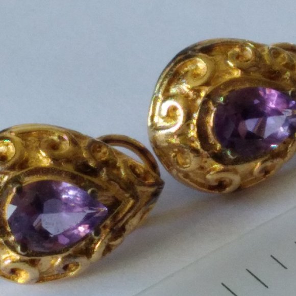 24kt gold vermeil and amethyst filigree pierced earrings - Picture 2 of 6